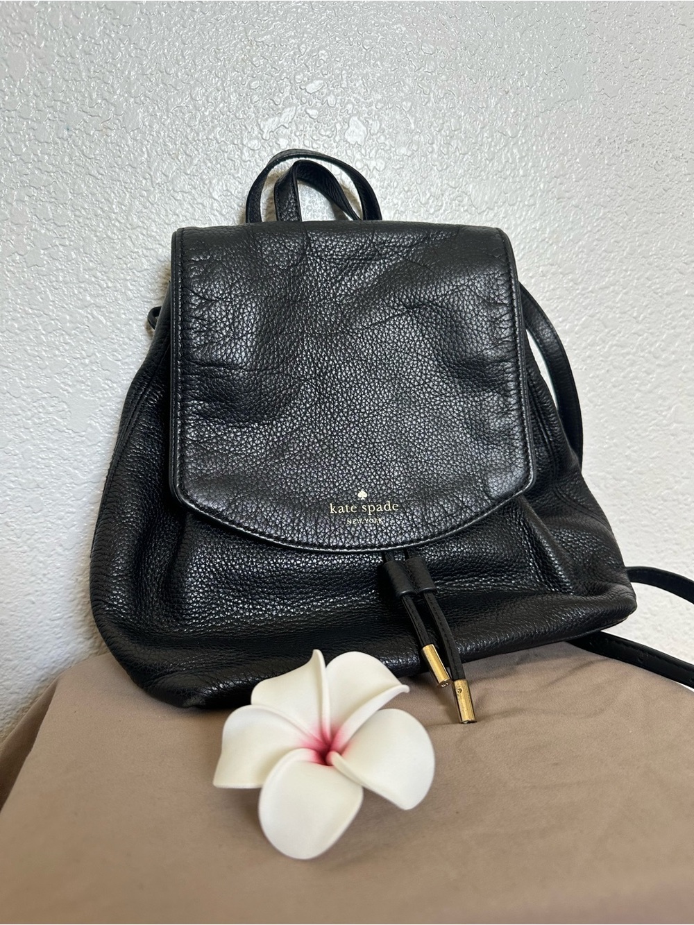 Luxury KATE SPADE New York Sinch Flap Over Leather Medium Backpack